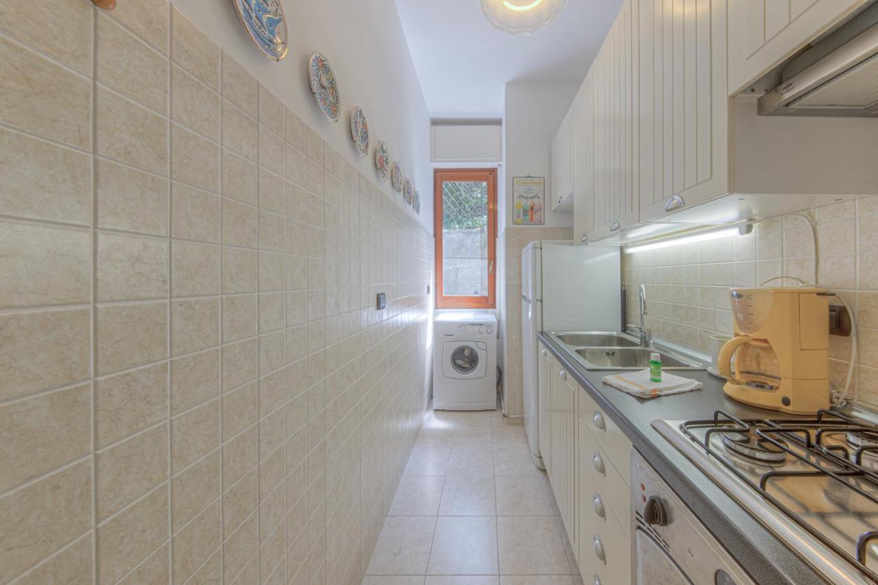 Rapallo Apartment Comodo E In Ottima Posizione Exteriör bild