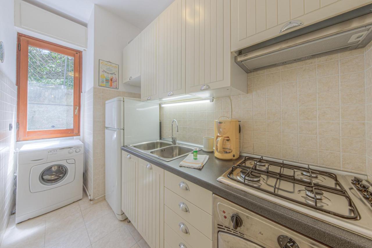 Rapallo Apartment Comodo E In Ottima Posizione Exteriör bild