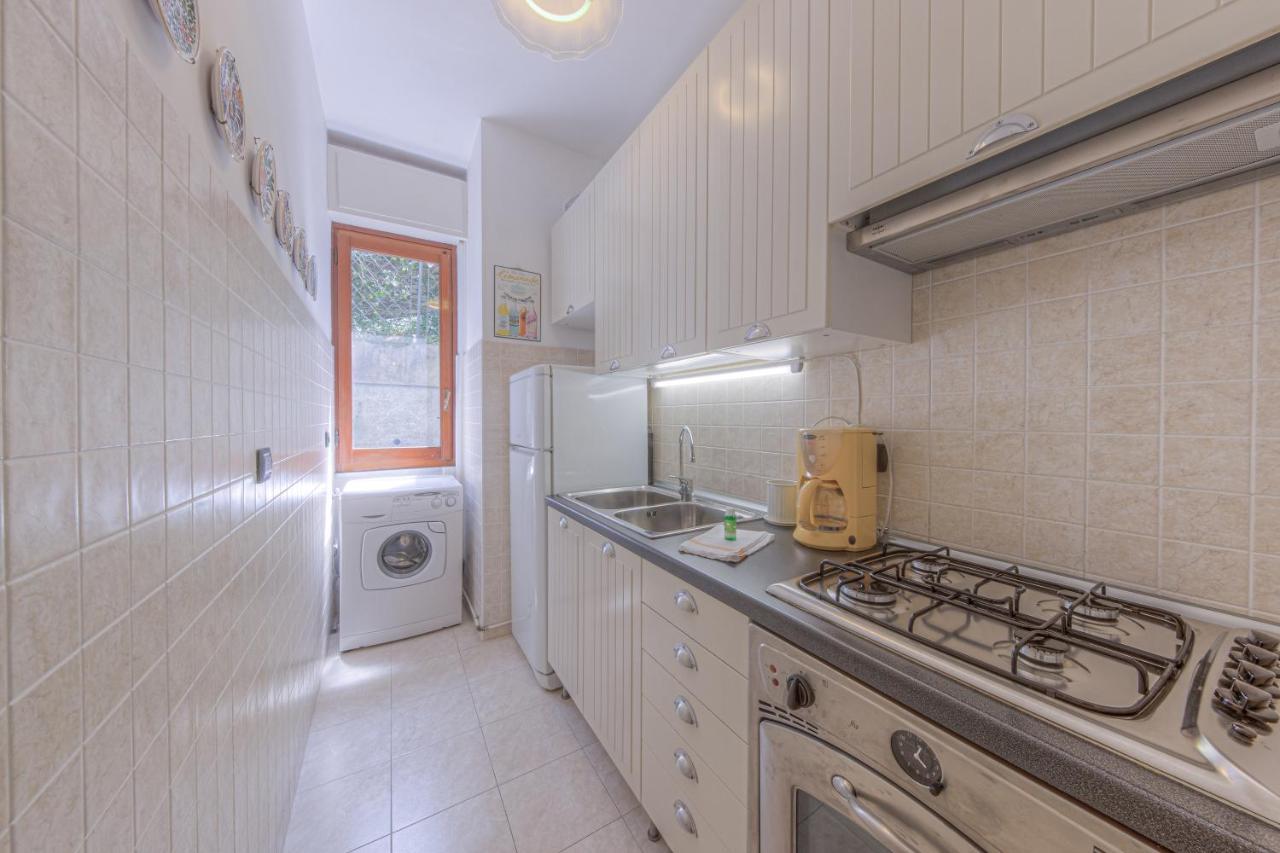 Rapallo Apartment Comodo E In Ottima Posizione Exteriör bild